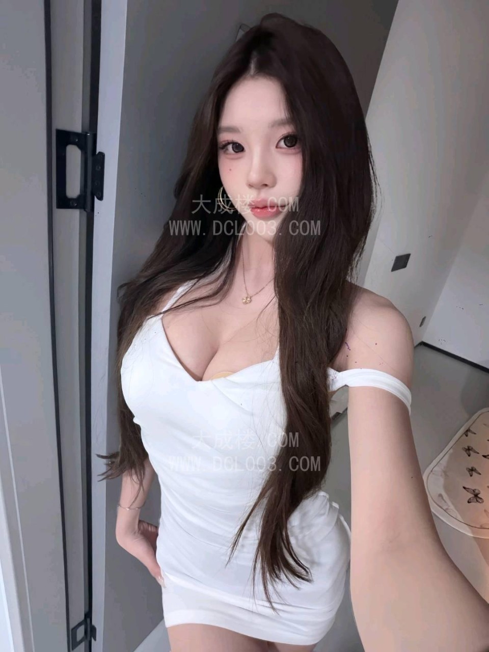 普陀会喷潮靓妹子