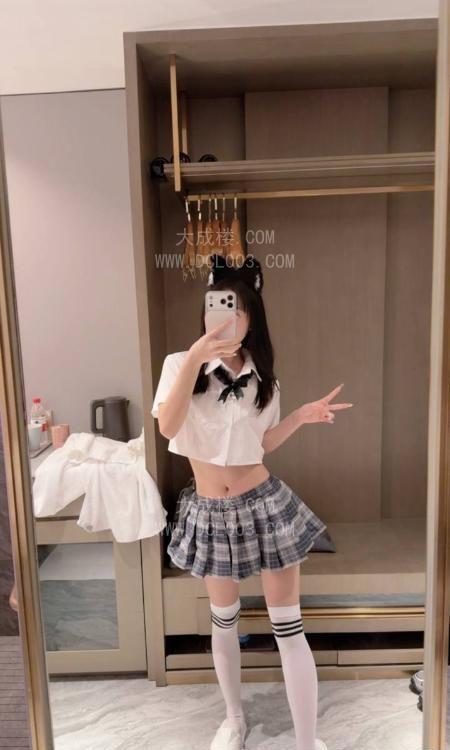 成都美乳小萝莉