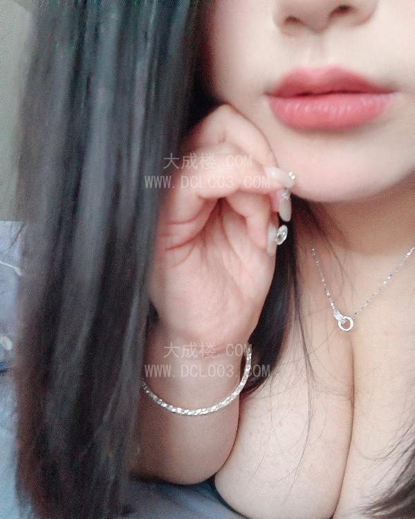 南京巨乳可爱小肉包