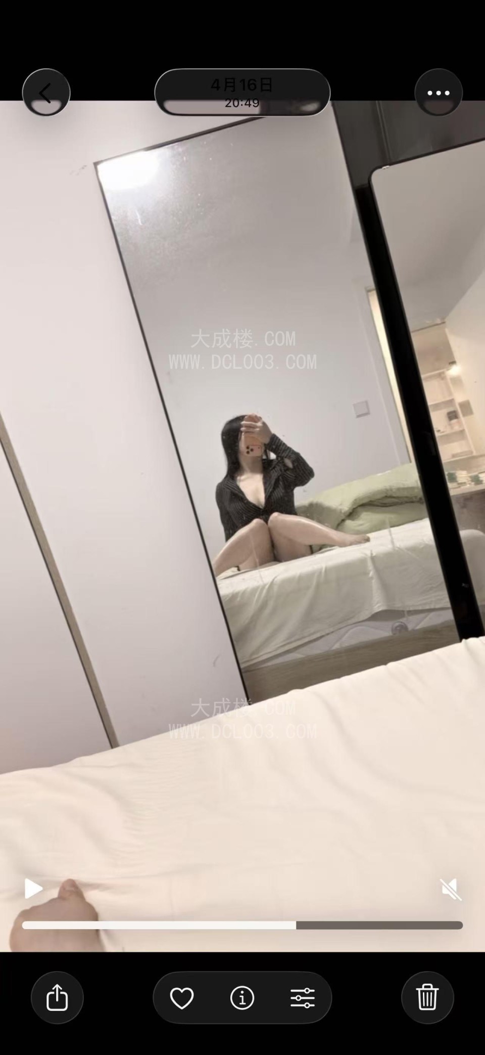 长沙高铁站柔韧喷水少妇