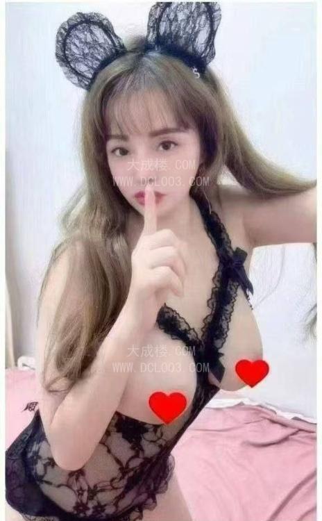 重庆火辣E奶大胸姐姐