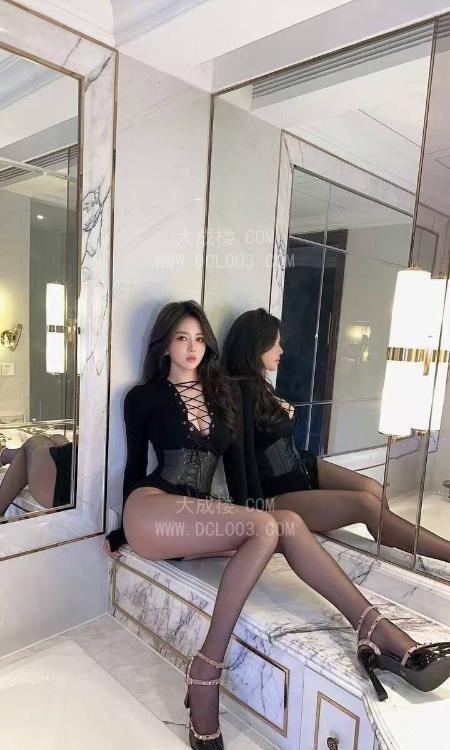 青浦妩媚御姐制服诱惑