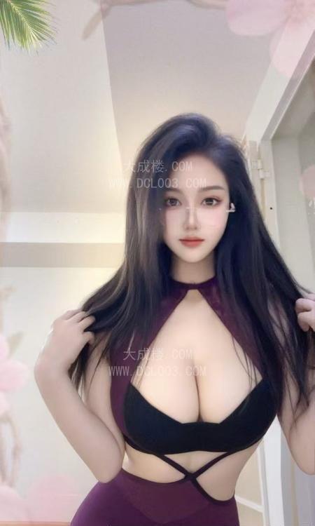 福田大奶女友白苏