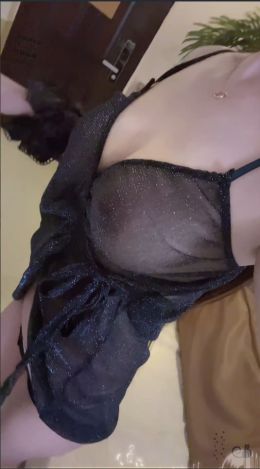 宁波鄞州白虎梅梅