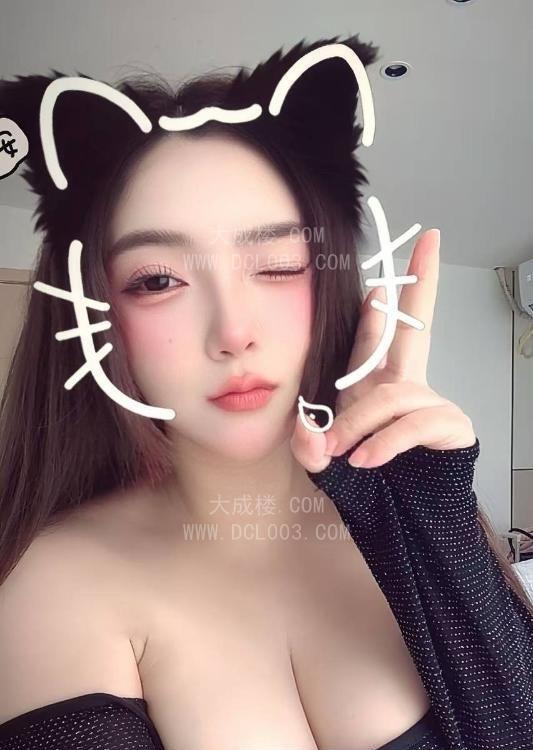 成都川音巨乳洛老师