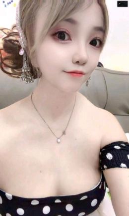 南京大眼美女冰冰