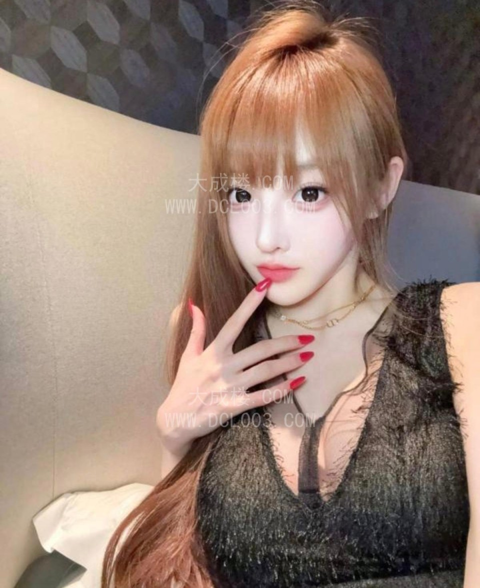 天河白嫩嫩刚下海小尤物