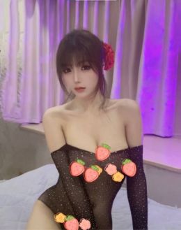 沈阳肤白颜值桃桃