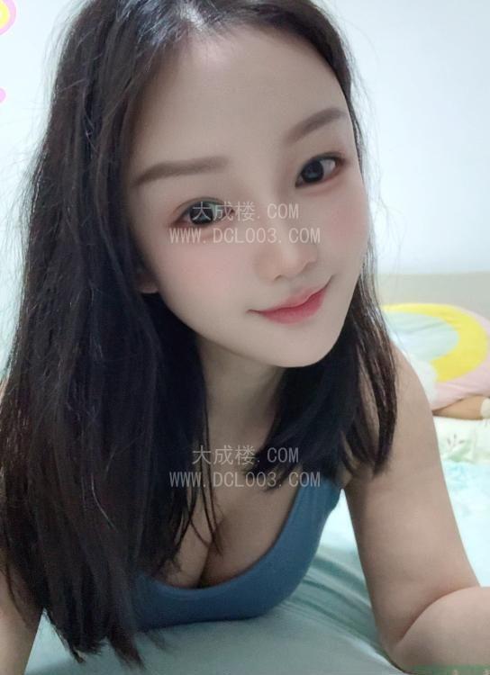 白云个人依依