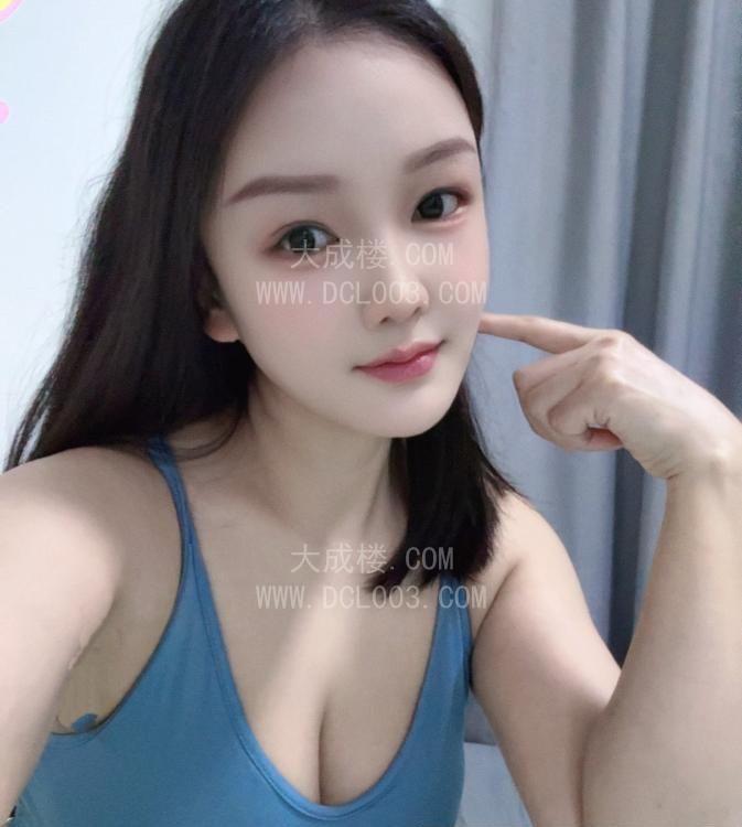白云个人依依