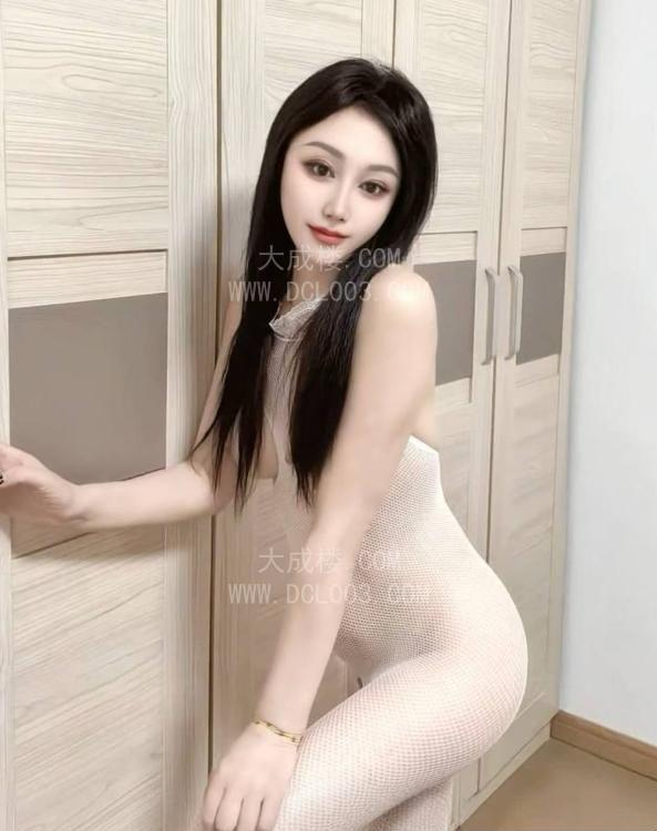 闵行情趣翘臀风骚美少妇