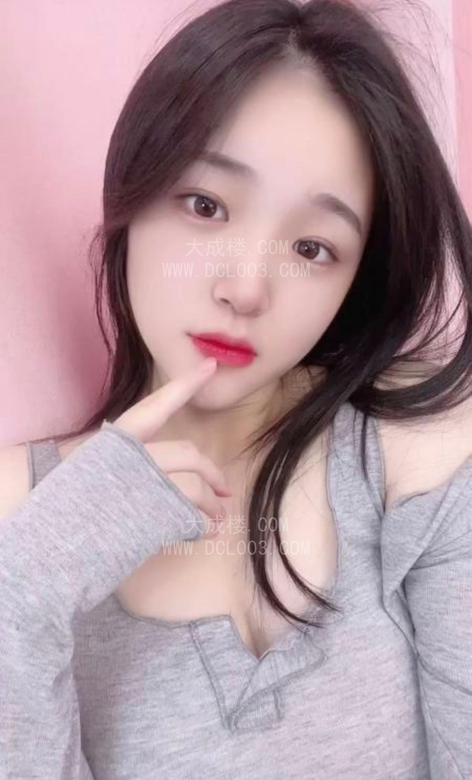 郑州粉穴萌妹
