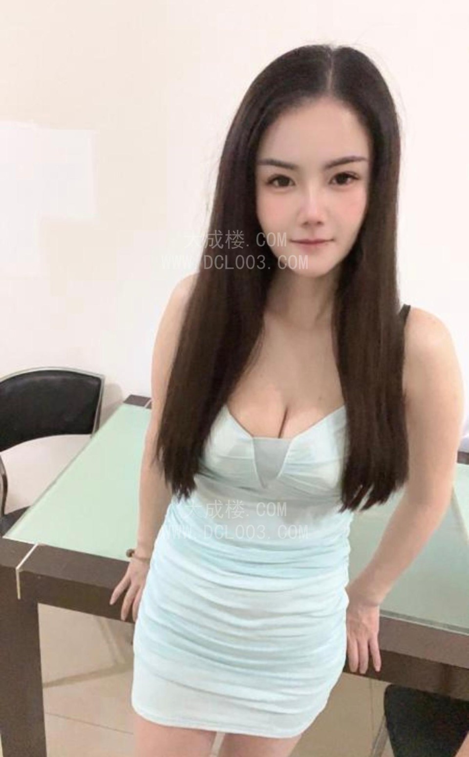 海珠性感模特身材汐宝