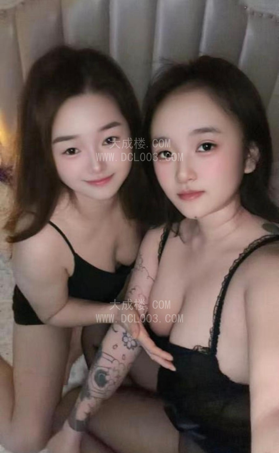 南京口爆双飞姐妹花