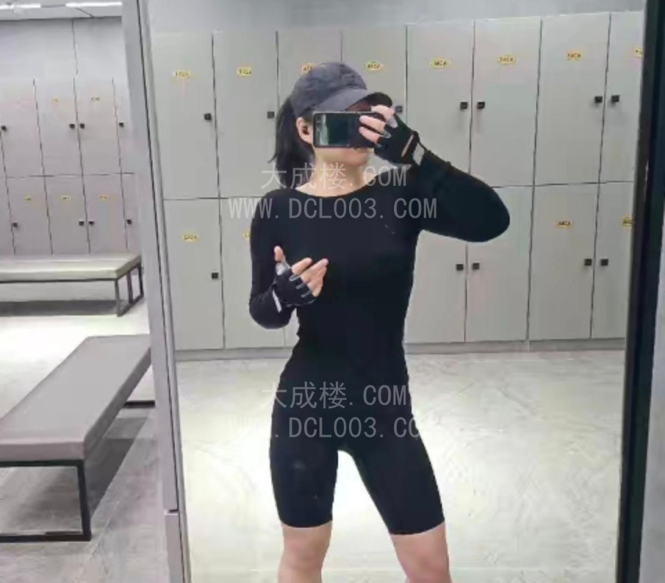 滨海健身少妇